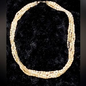 6 stand Freshwater Pearl Necklace